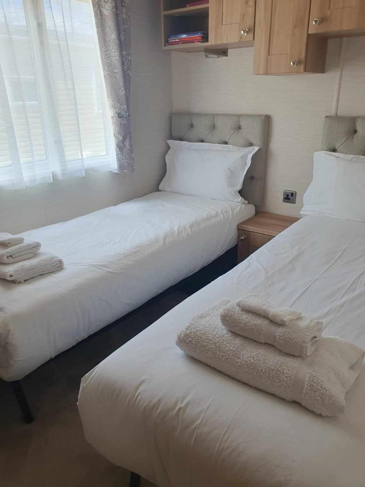 Isabel'S Retreat Appartement Mudeford Buitenkant foto